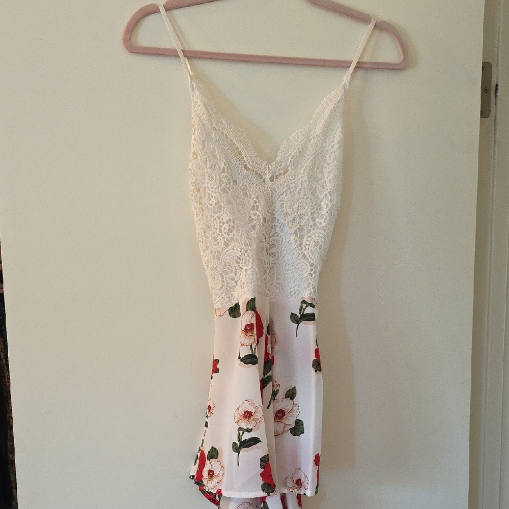 SHEIN White Floral Lace Romper